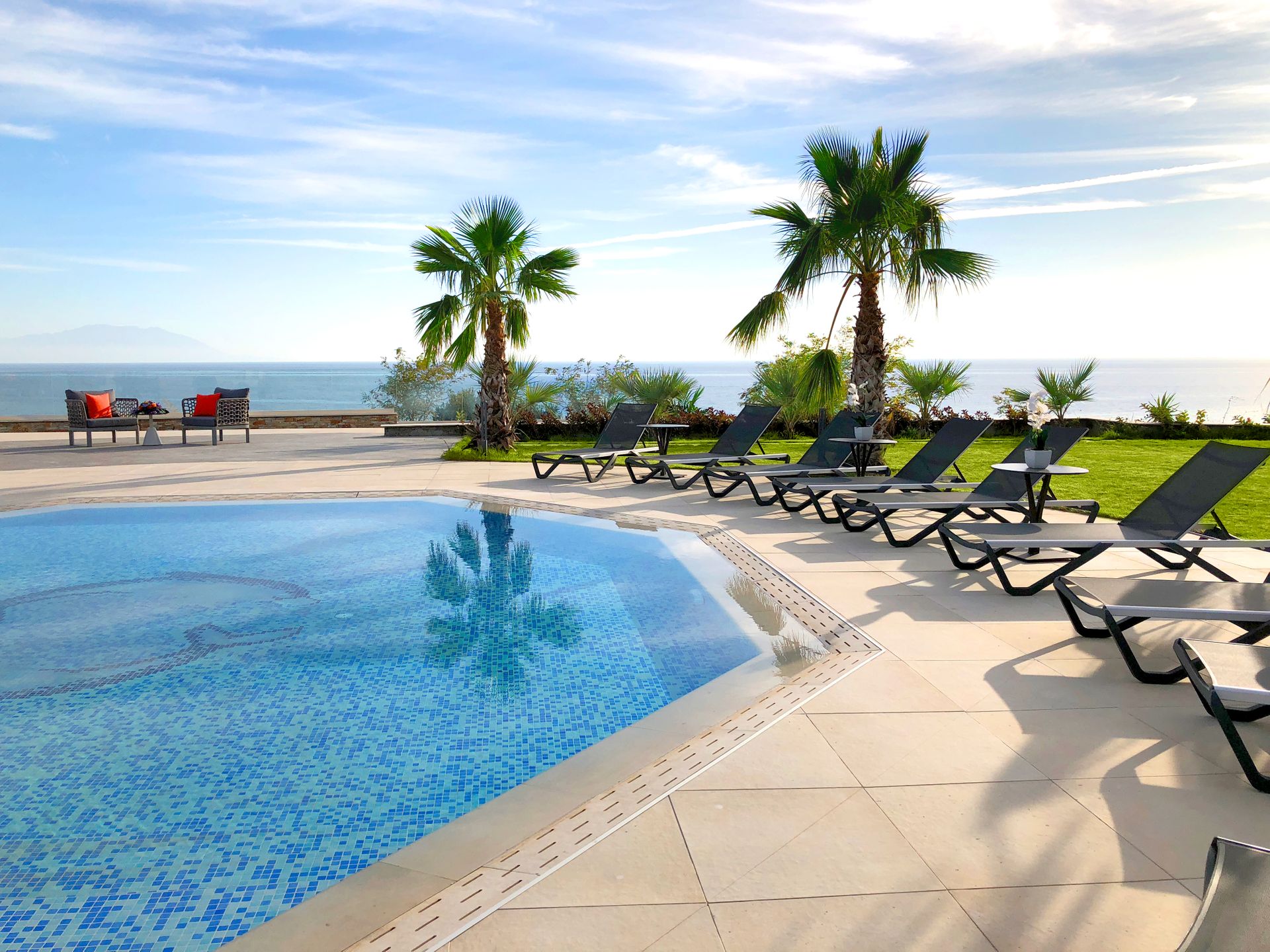 King Maron Beach Hotel & Spa